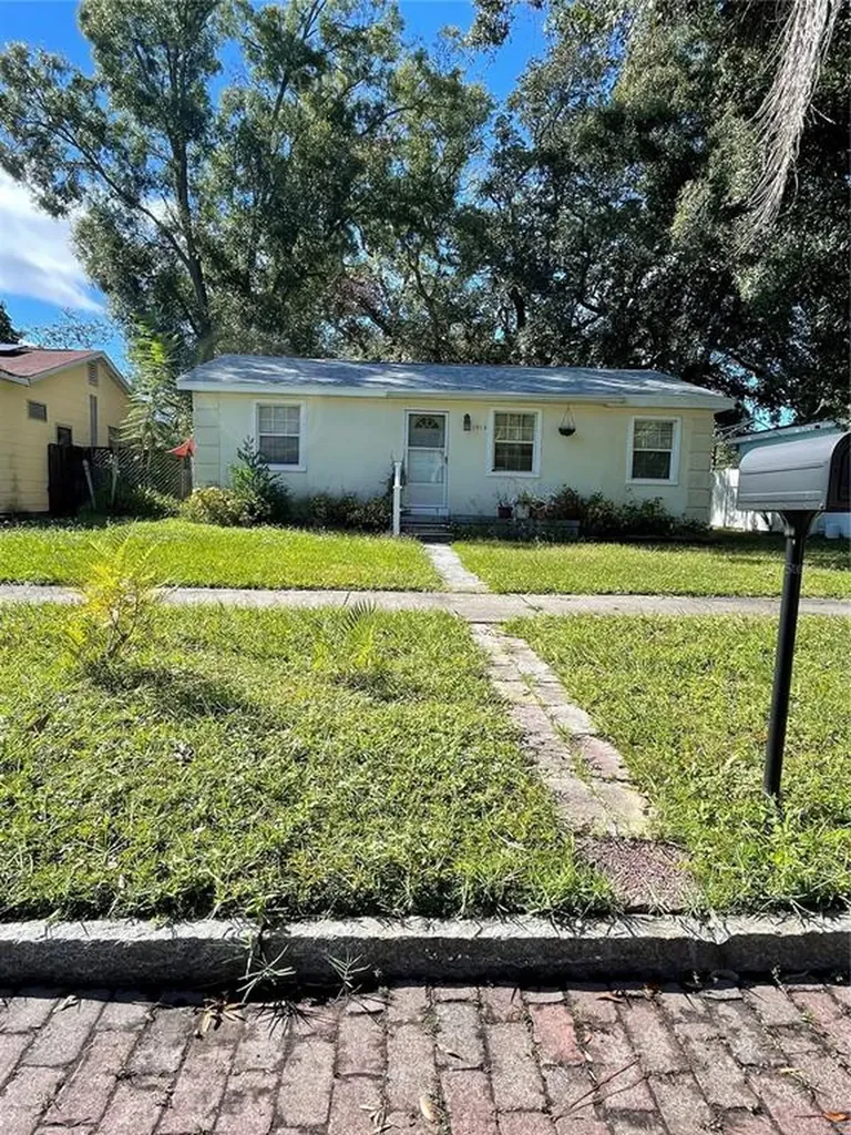 1913 53rd Street S Gulfport FL 33707