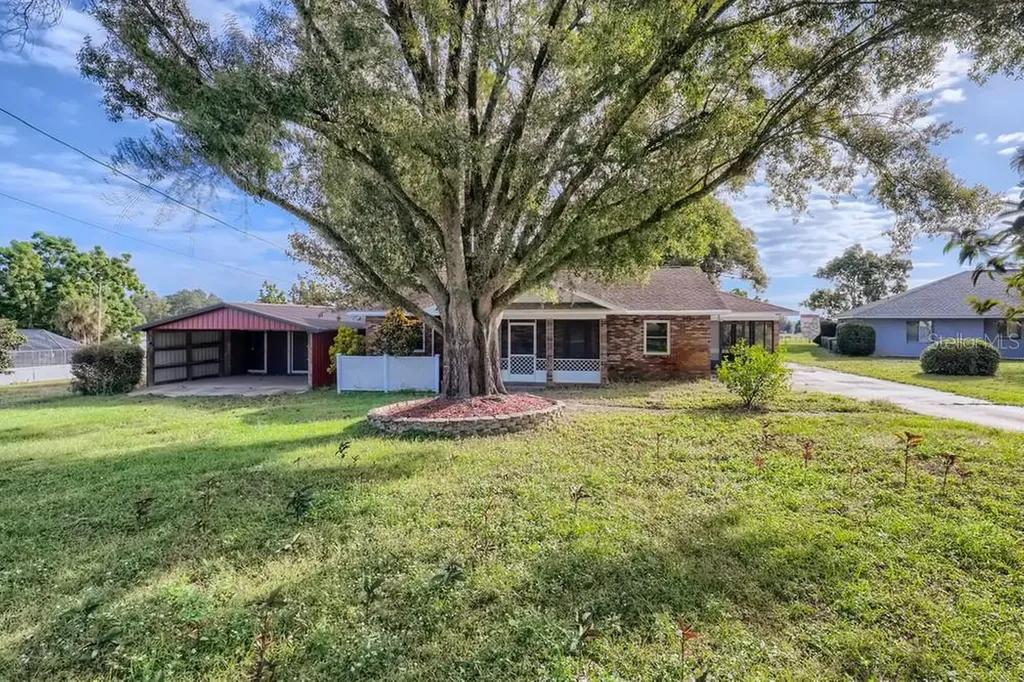 481 Palmetto Avenue Frostproof FL 33843