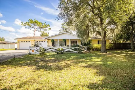 8221 Spruce Lane Lakeland FL 33809