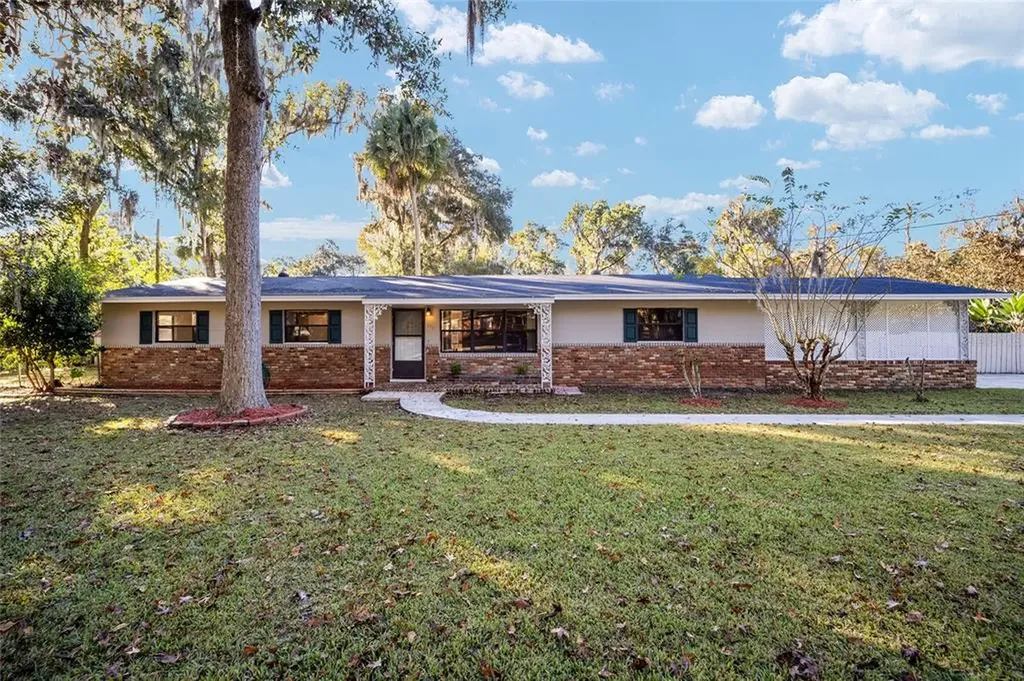 520 SW 38th Street Ocala FL 34471