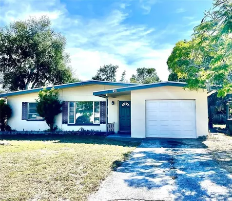 820 51st Avenue S St Petersburg FL 33705