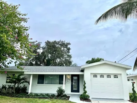 1590 Massachusetts Avenue NE St Petersburg FL 33703