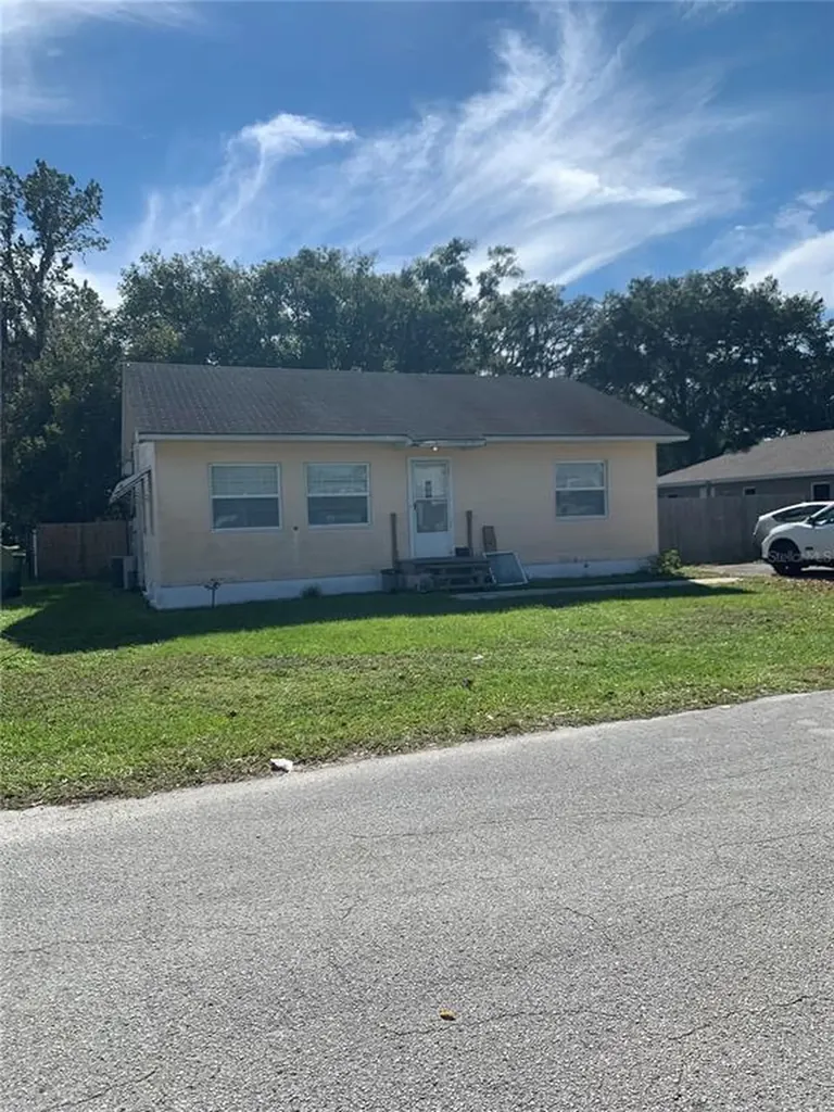 38744 4th Avenue Zephyrhills FL 33542