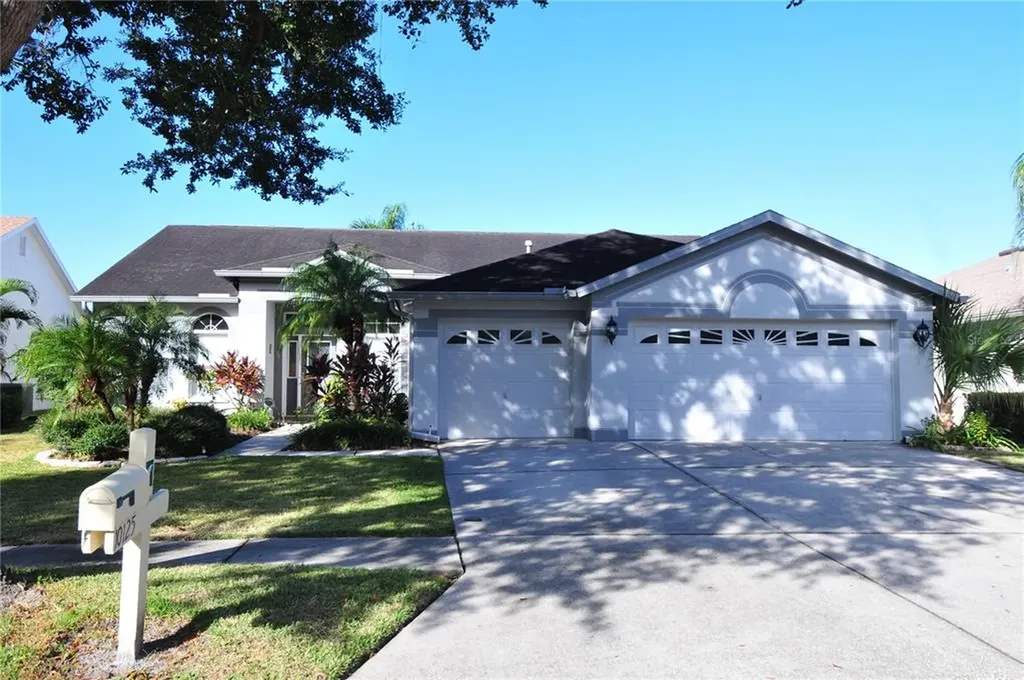 10125 Whisper Pointe Drive Tampa FL 33647