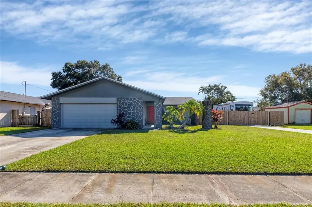 2321 16th Street W Palmetto FL 34221