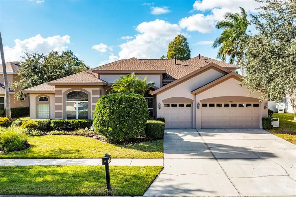 10551 Greencrest Drive Tampa FL 33626