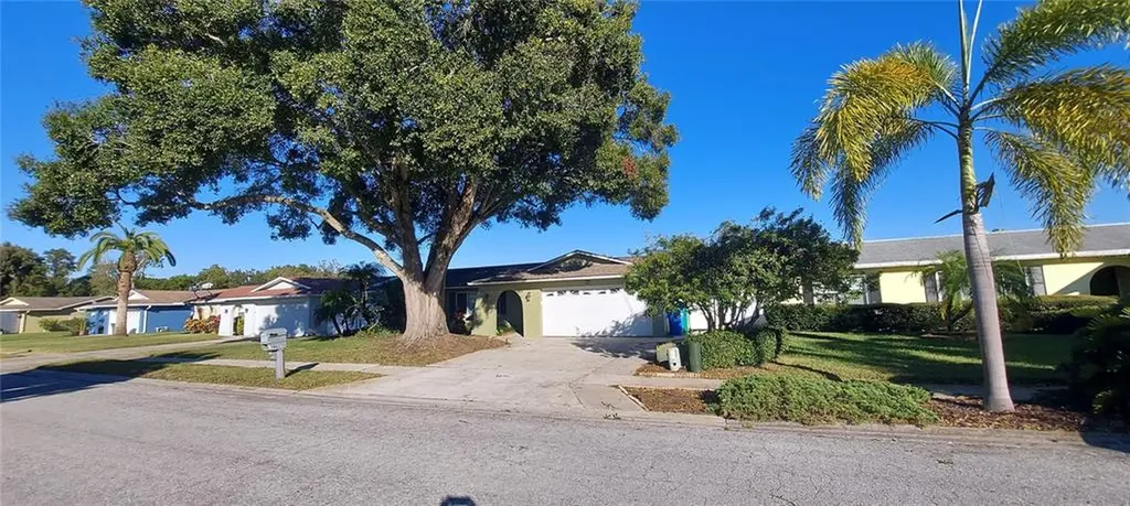 9097 127th Street Seminole FL 33776