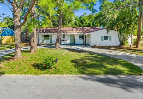 3341 Fair Oaks Place Sarasota FL 34239