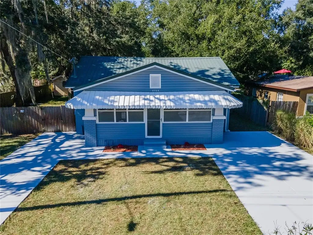 8706 N Ashley Street Tampa FL 33604