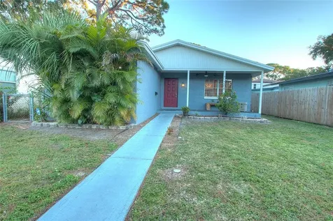 208 49th Avenue N St Petersburg FL 33703