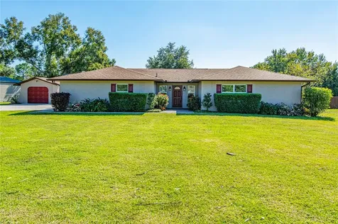 8948 Oakwood Drive Lake Wales FL 33898