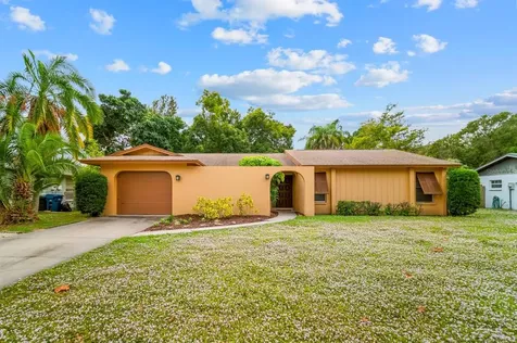 5878 Whistlewood Circle Sarasota FL 34232