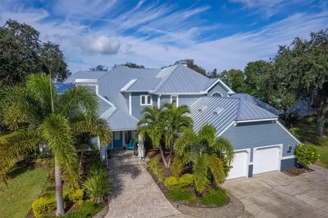 791 Suwannee Court NE St Petersburg FL 33702