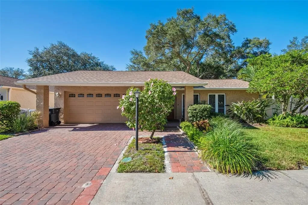 12620 Catamaran Place Tampa FL 33618