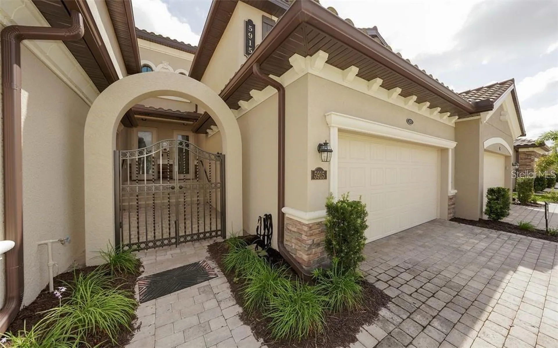 5915 Wake Forest Run Bradenton FL 34211