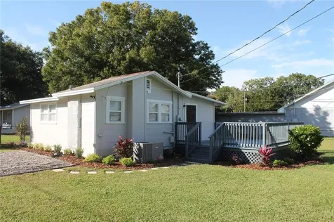 303 NW 7th Street Mulberry FL 33860