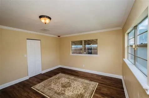 512 W Juneau Street Tampa FL 33604