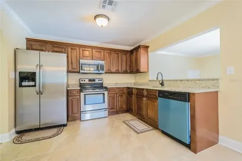 512 W Juneau Street Tampa FL 33604
