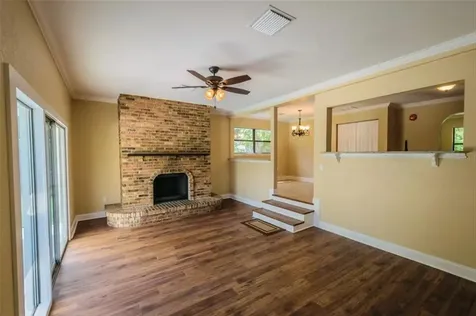 512 W Juneau Street Tampa FL 33604