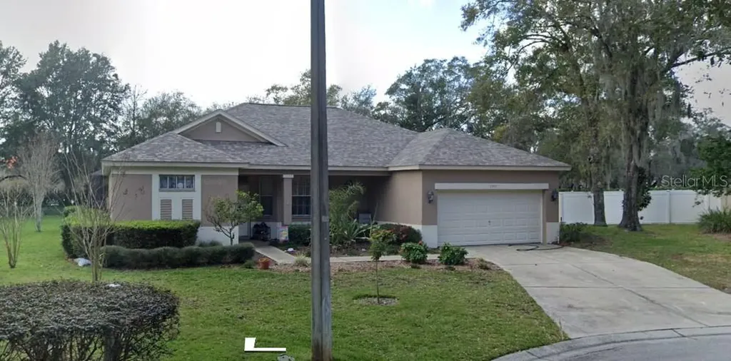 2917 Sutton Oaks Court Plant City FL 33566