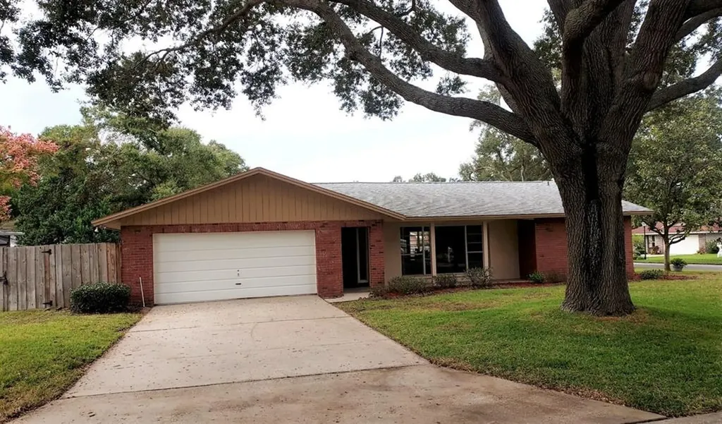 1513 Albemarle Court Dunedin FL 34698