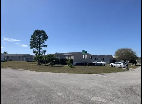 302 Evandee Court Kissimmee FL 34758