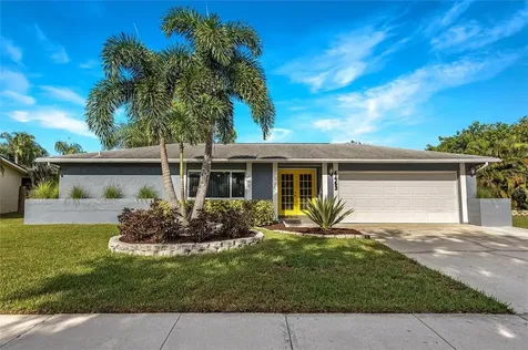 6463 Friendship Drive Sarasota FL 34241