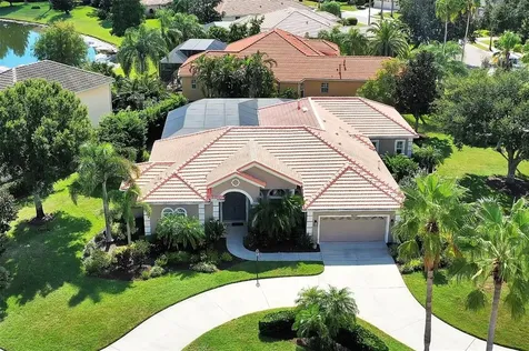 7042 Twin Hills Terrace Lakewood Ranch FL 34202