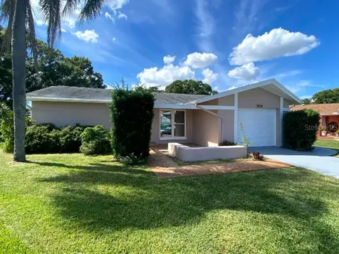 4586 Fox Lake Court Clearwater FL 33762