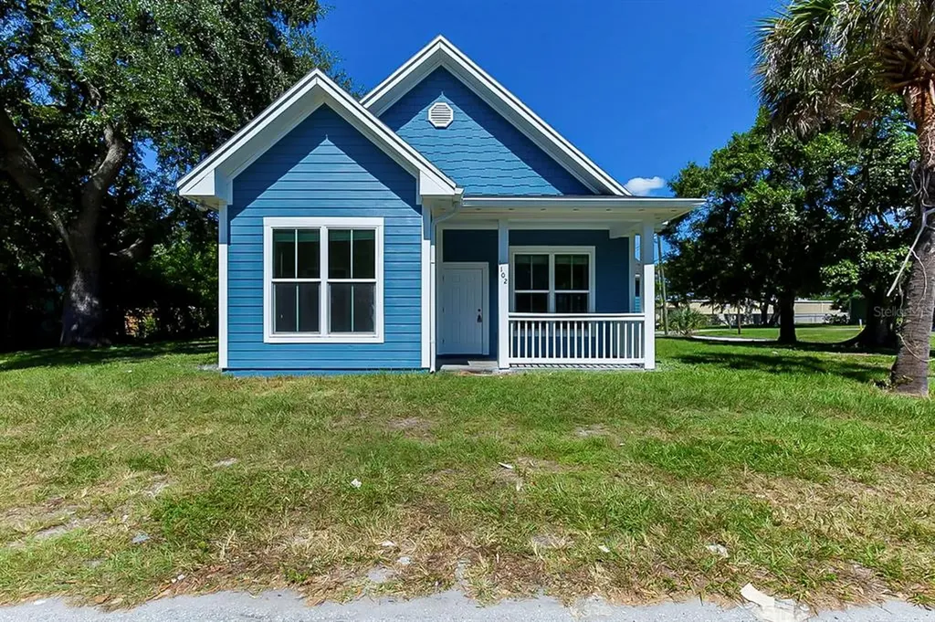 1102 19th Avenue W Bradenton FL 34205