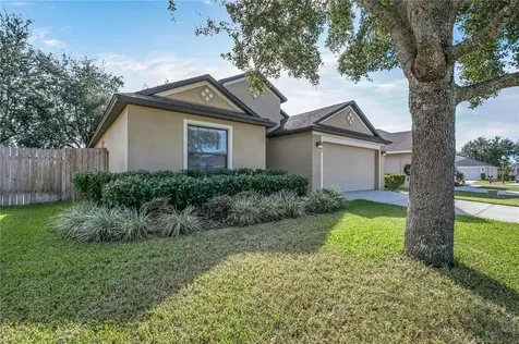 4222 Barnsley Lane Tavares FL 32778