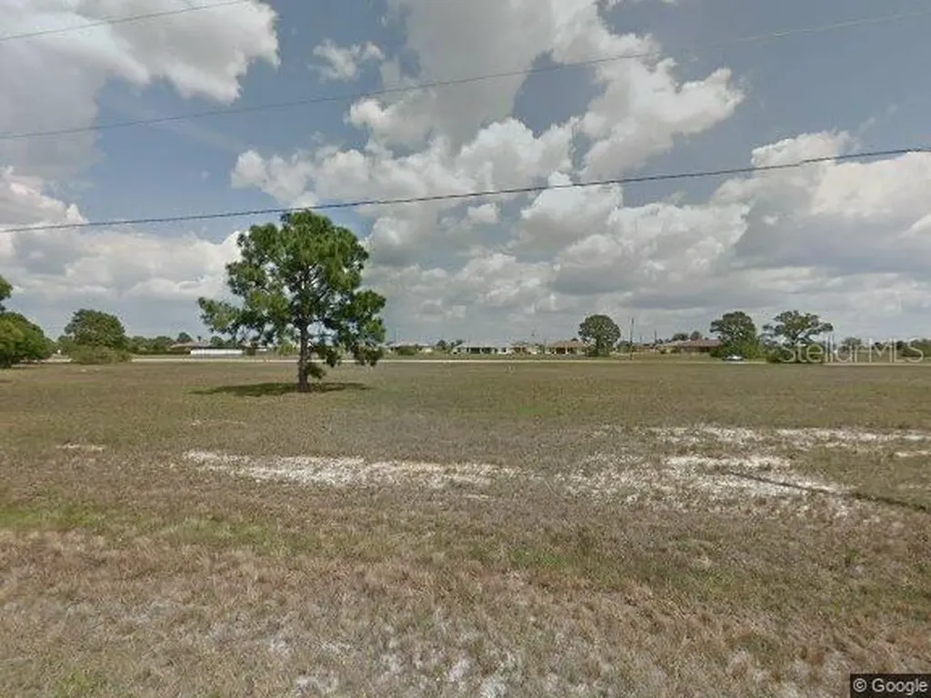 1319 NW 16th Place Cape Coral FL 33993