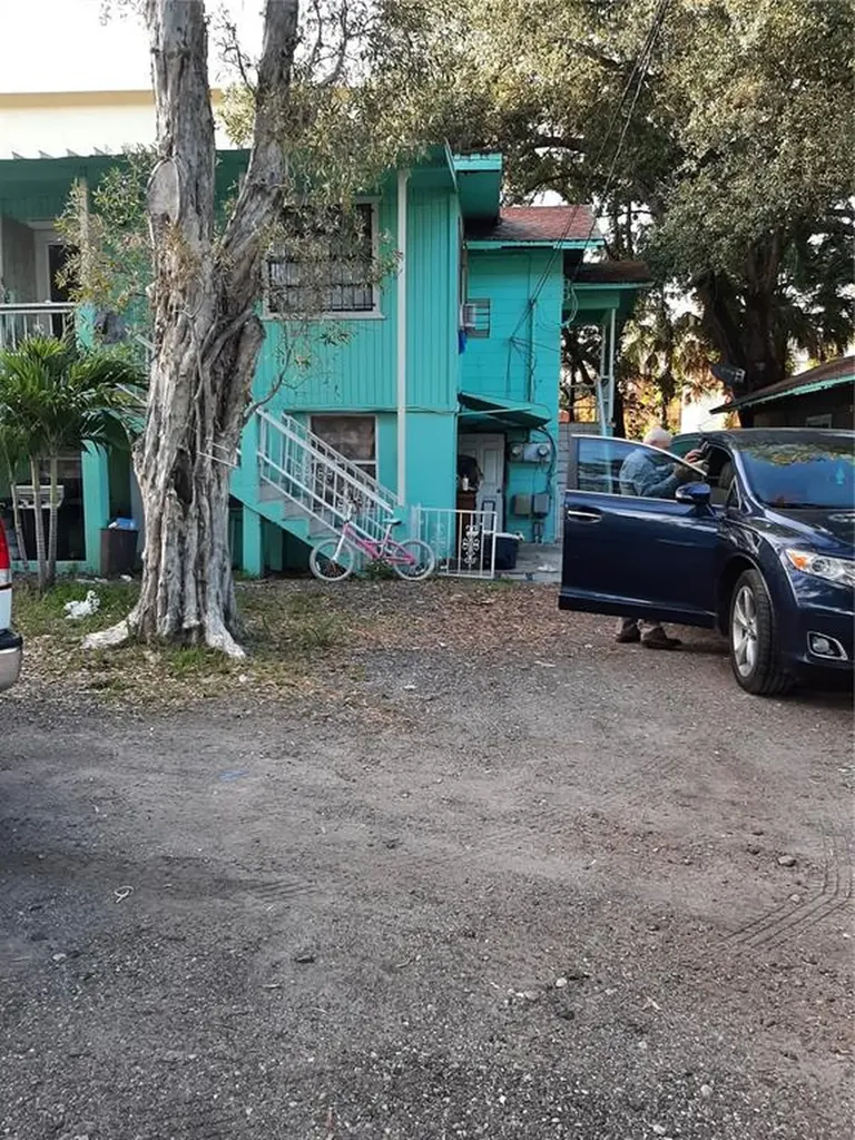 2620 Durham Street Tampa FL 33605