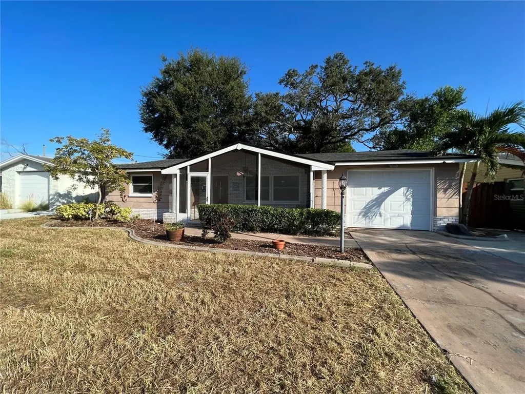 5353 Mosaic Drive Holiday FL 34690