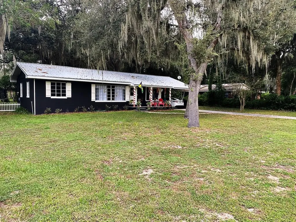 1518 Spanish Avenue Leesburg FL 34748