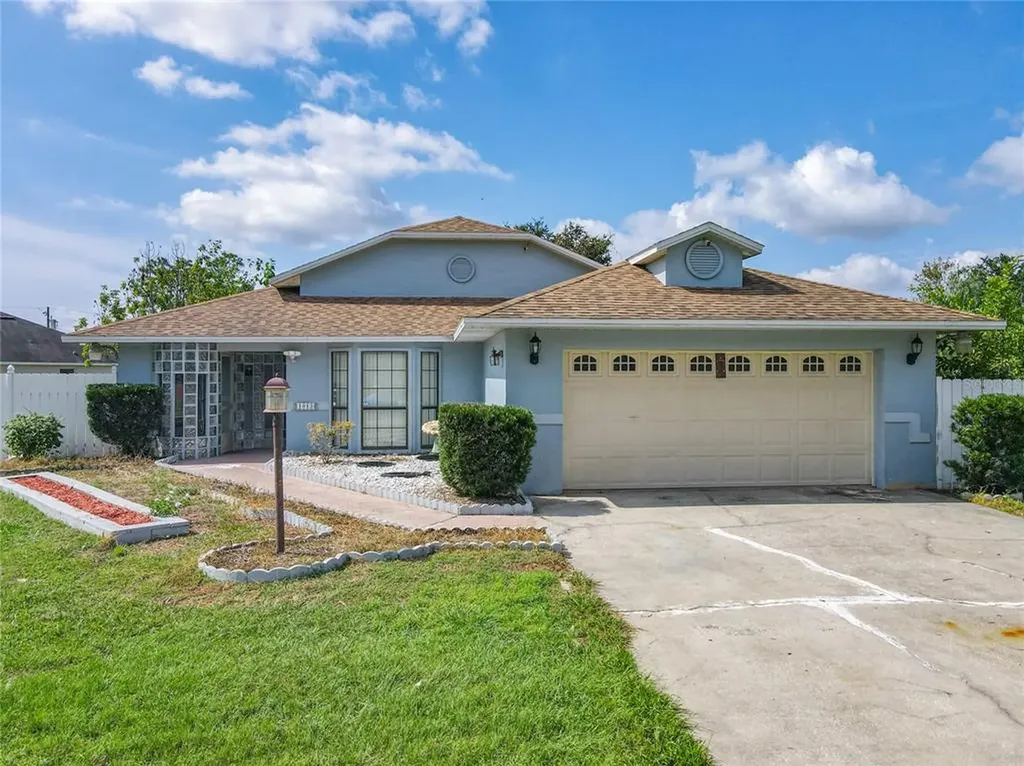 1013 Mayfair Place Kissimmee FL 34758