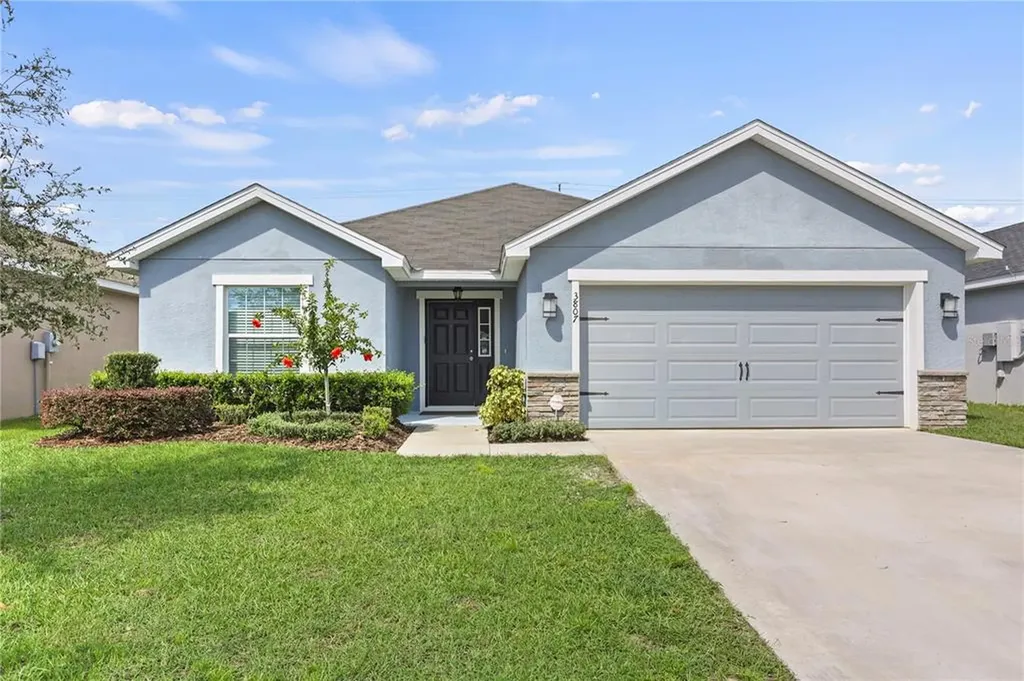 3807 Sandhill Crane Drive Lakeland FL 33811