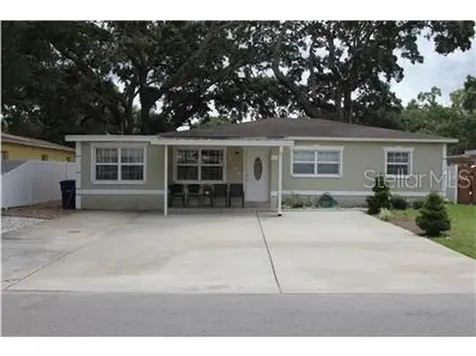 2104 W Paris Street Tampa FL 33604