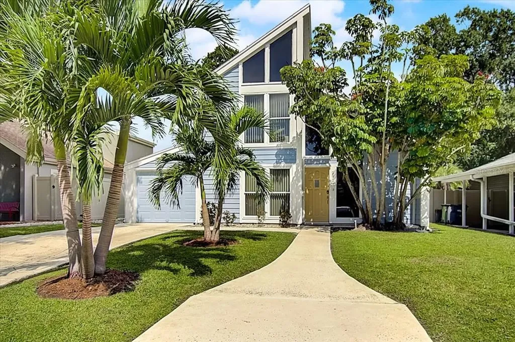 2921 W Bay Vista Avenue Tampa FL 33611