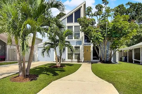 2921 W Bay Vista Avenue Tampa FL 33611
