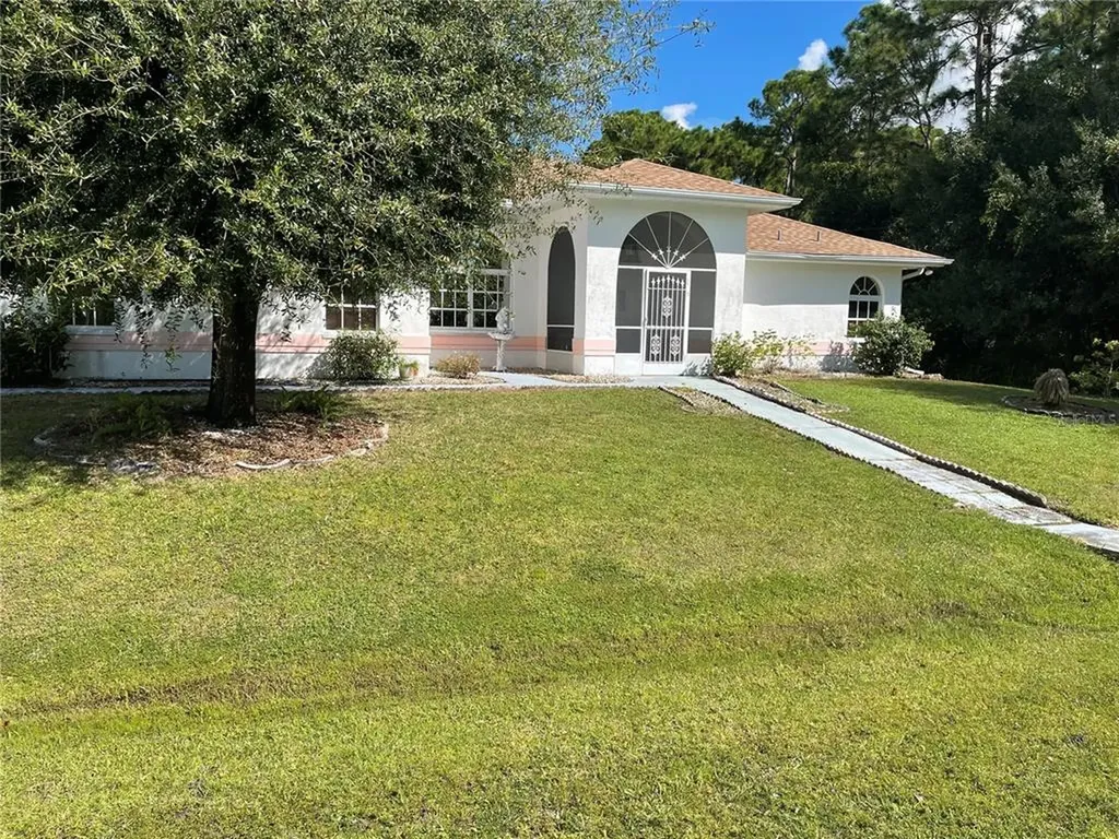 23422 Elizabeth Avenue Punta Gorda FL 33980