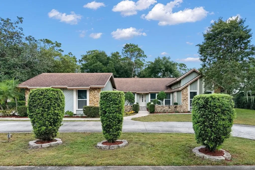 1907 Green Meadow Lane Orlando FL 32825