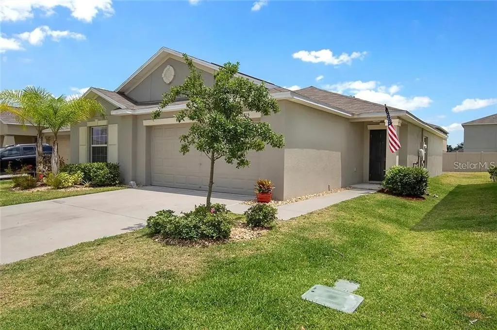 16815 Peaceful Valley Drive Wimauma FL 33598