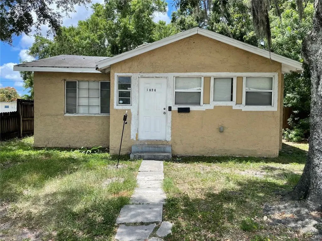 1743 30th Street S St Petersburg FL 33712