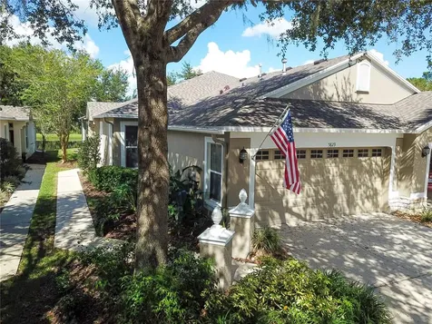 5823 Phoebenest Drive Lithia FL 33547
