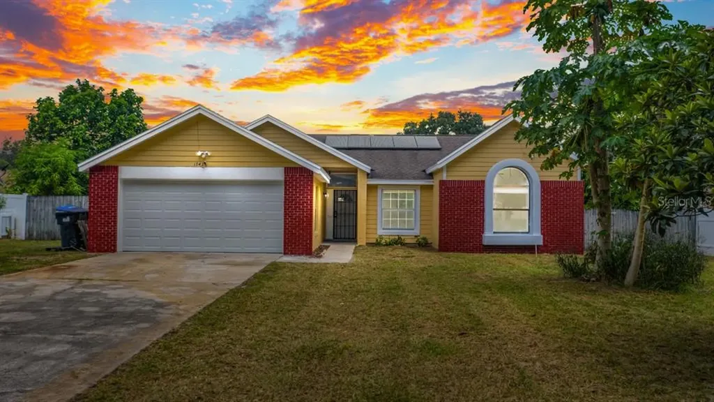 1742 Bent Way Court Orlando FL 32818
