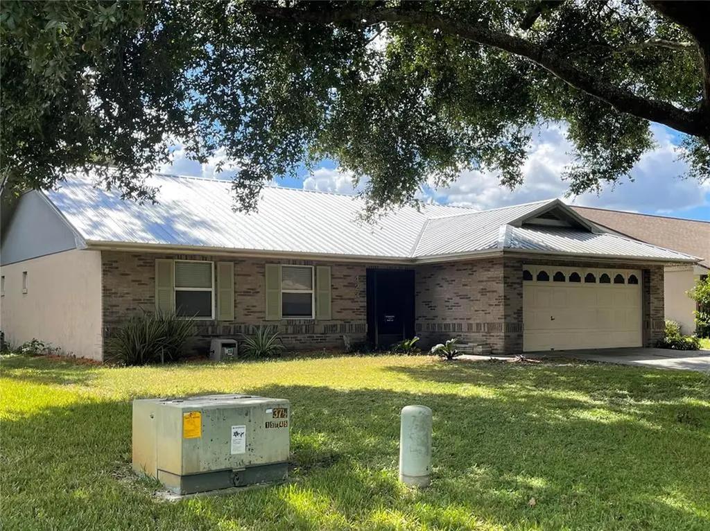 423 Louis Edward Court Lakeland FL 33809