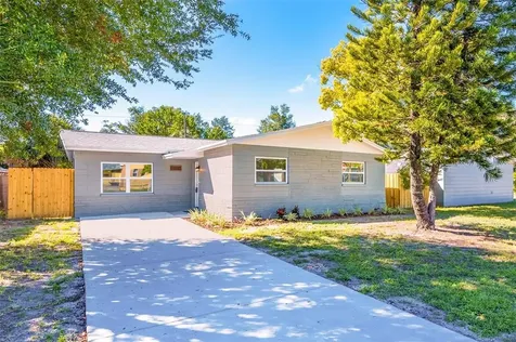 3726 Queensboro Avenue S St Petersburg FL 33711