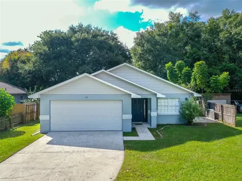 17 N Lake Boulevard Plant City FL 33563
