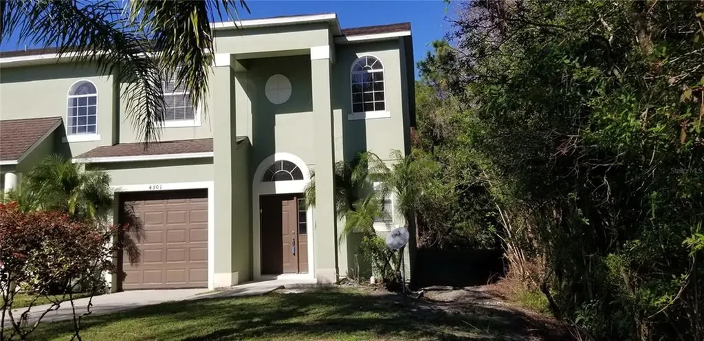 4301 Paradise Cove Court Kissimmee FL 34746
